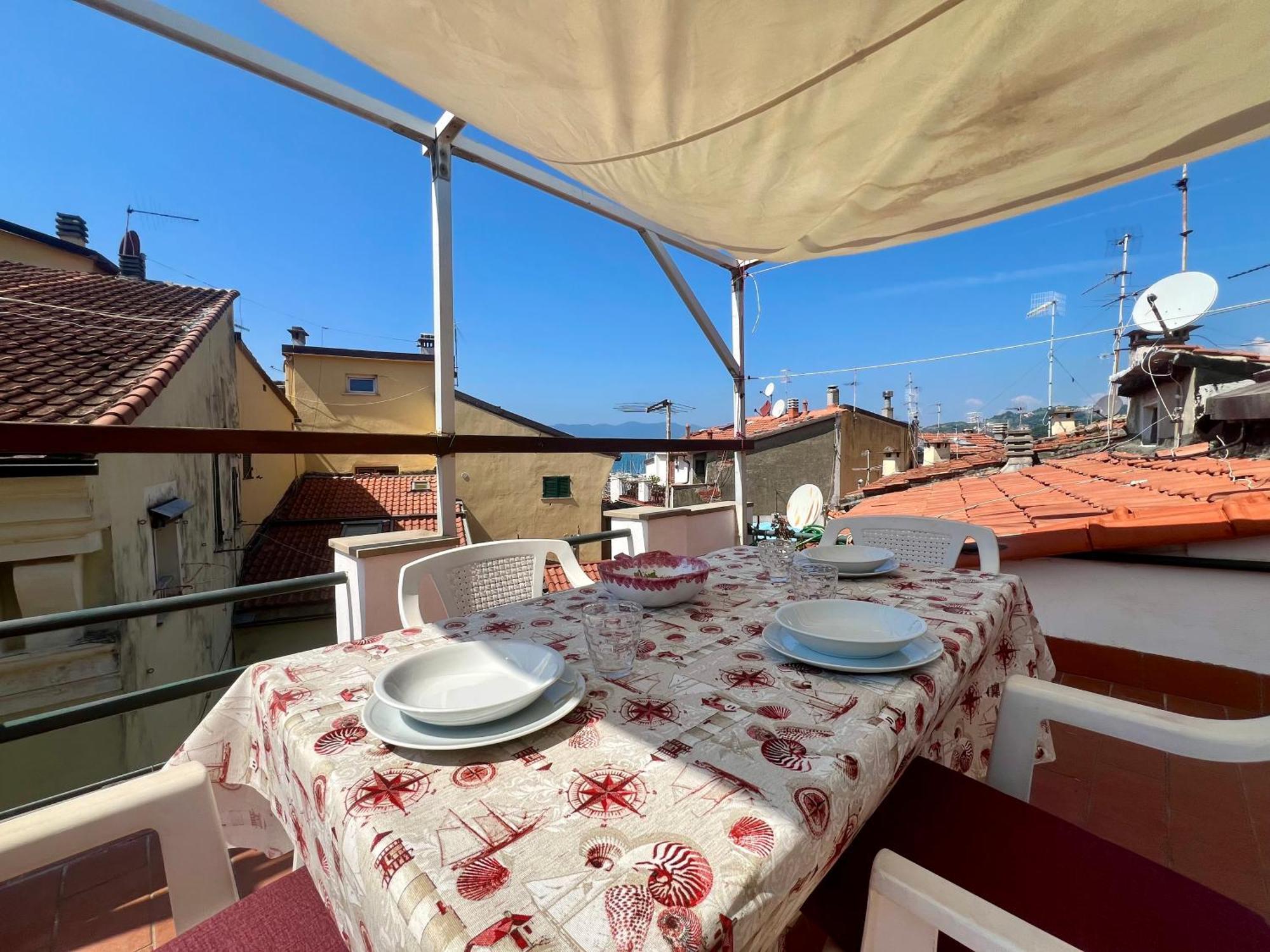 Terrazza Del Centro Lägenhet Lerici Exteriör bild
